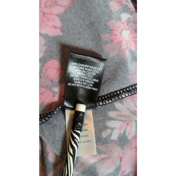 Torrid Chiffon Babydoll Sheer Sleeve Balloon Wrist Blouse Size 2 / 2X - Picture 6 of 7